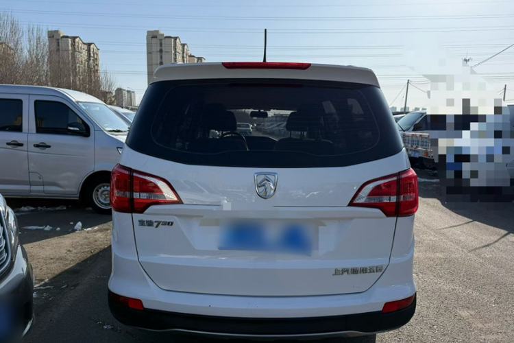 Used Baojun 730 2016 Revised 1.5L Manual Standard Version 7 Seats China V Emission Standard
