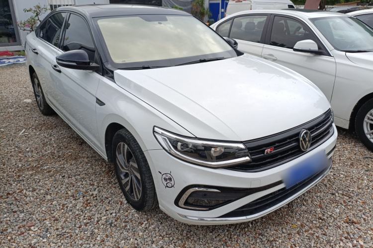 Used Volkswagen Bora 2023 200TSI DSG Smart Drive Version Front Right 45 Deg