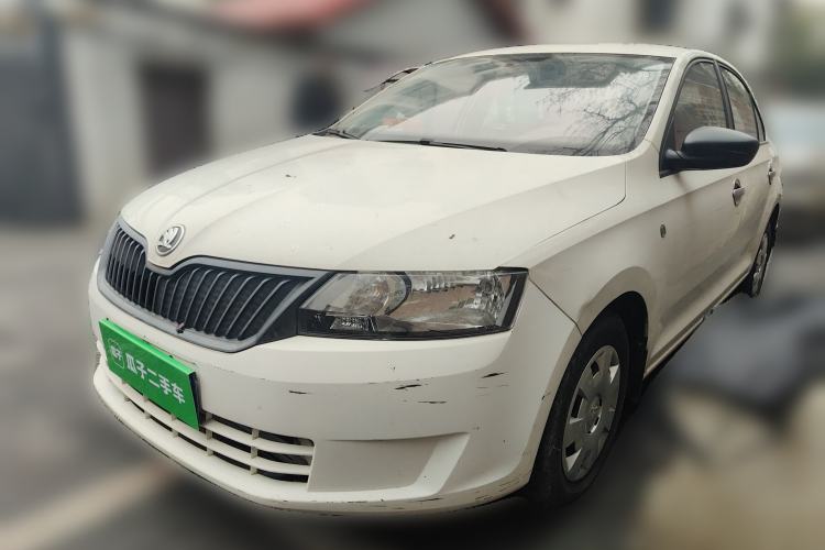 Used Skoda Rapid 2015 1.4L Manual Enjoyment Model