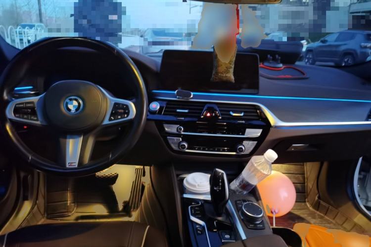 Used BMW 5 Series New Energy 2022 Restyled 535Le M Sport Package Center Console