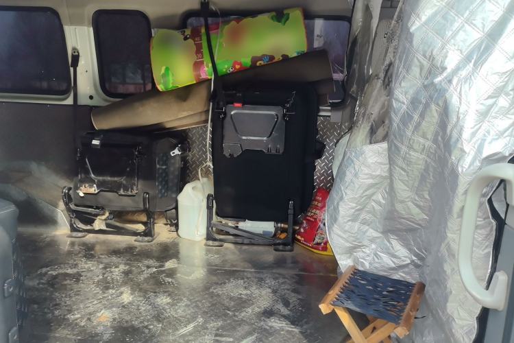 Used SAIC MAXUS Xintu V80 2021 2.0T Manual Classic Aoyuntong 127 PS Mid-axle Mid-roof 6/7/8/9-Seater
