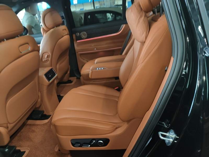 Used Hima AITO M9 2025 Extended-Range Ultra Version 52 kWh 6-Seater — 16