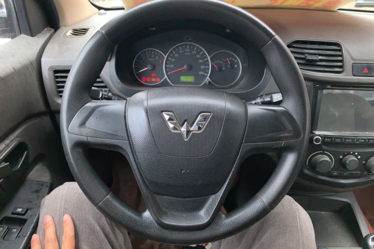 Used Wuling Hongguang 2015 1.5L S Base Model China IV