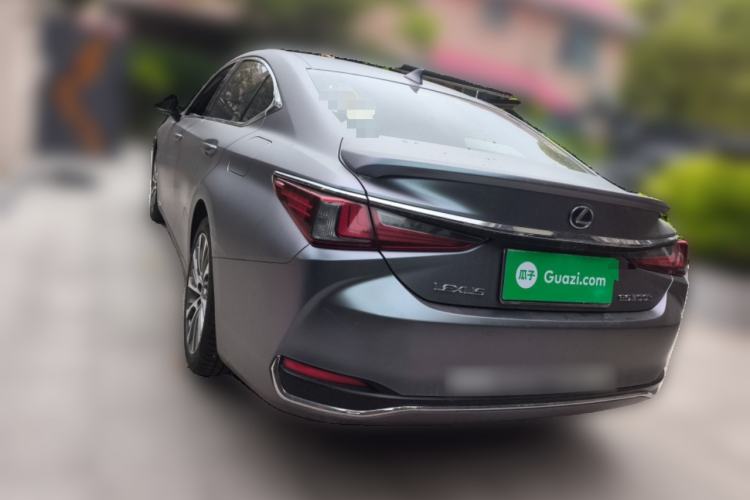 Used Lexus ES 2018 300h Premium Edition China V Standard Rear Left 45 Deg