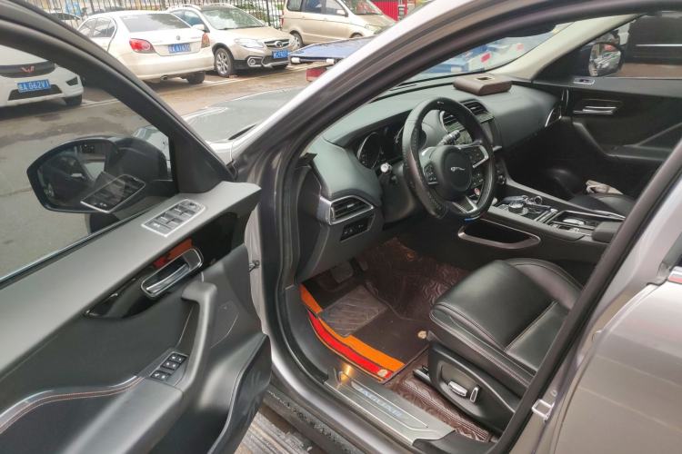 Used Jaguar F-PACE 2020 2.0T Urban Deluxe Edition Driver Seat