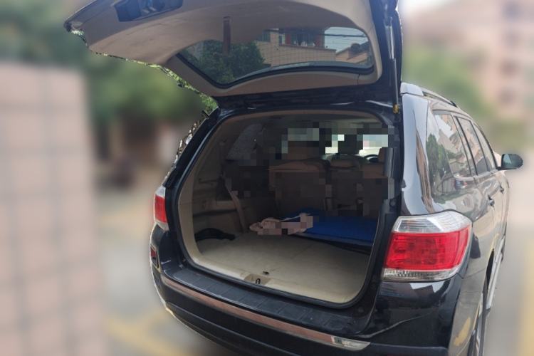 Used Toyota Highlander 2012 2.7L Two-Wheel Drive 7-Seater Luxury Edition