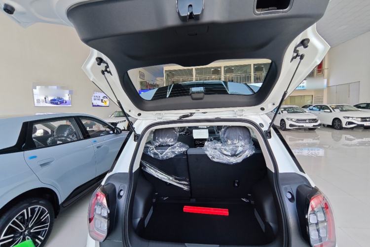 Used AION UT 2025 330 Starlight Edition
