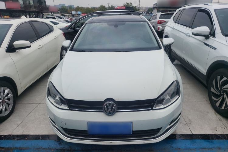 Used Volkswagen Golf 2016 230TSI Automatic Luxury Version Front