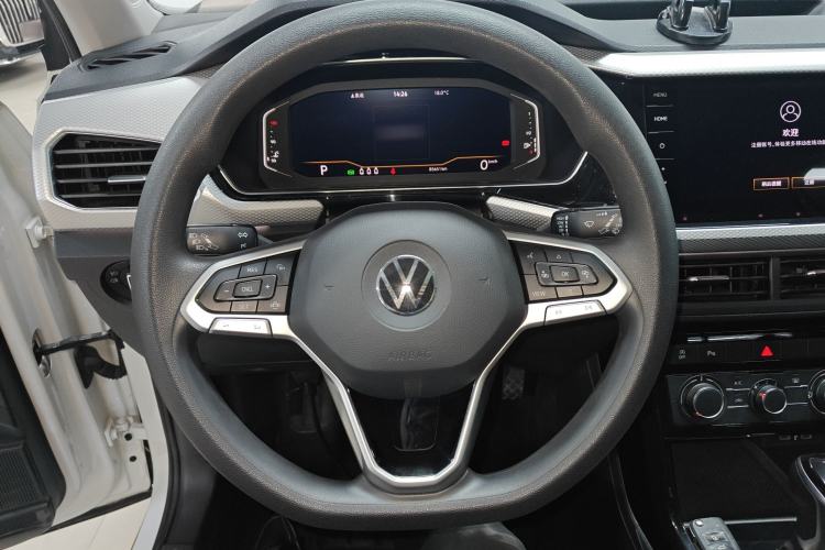 Used Volkswagen Tacqua 2021 200TSI DSG JoyConnect Edition