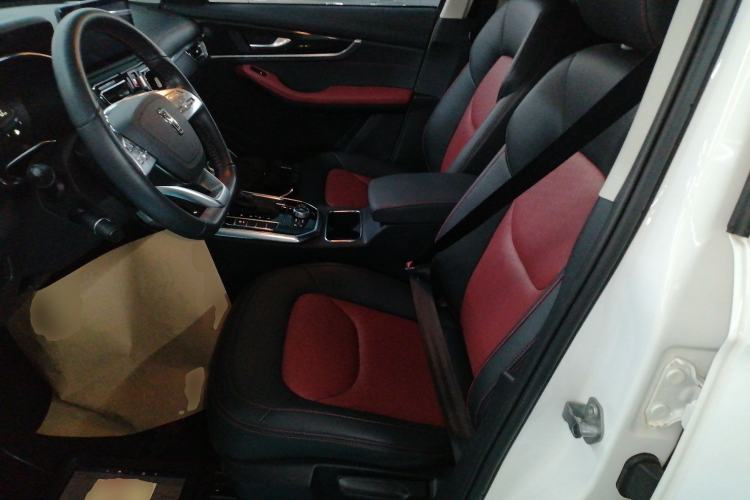 Used Bestune T33 2019 1.6L Automatic Connected Smart Cool Version China V Emission Standard