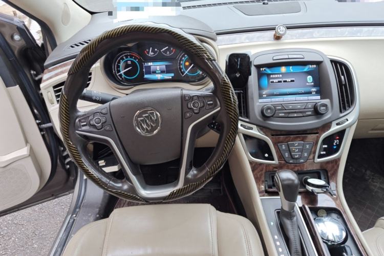 Used Buick LaCrosse 2013 2.4L SIDI Leading Comfort Version
