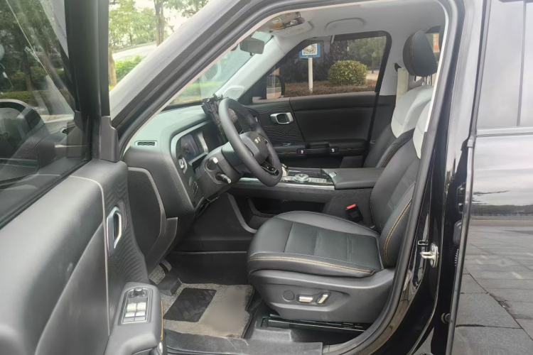 Used BAIC Off-Road BJ30 2024 1.5T Magic Electric Drive Advanced Version
