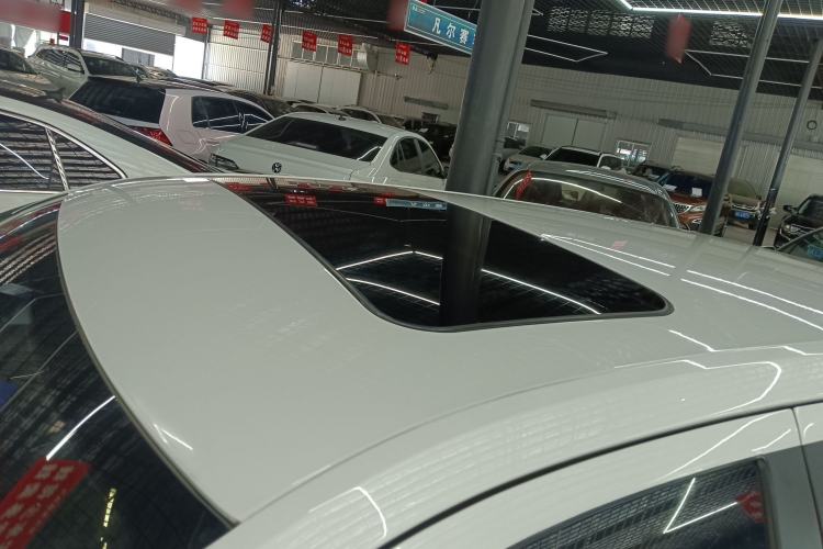 Used Volkswagen Gran Lavida 2013 1.4 TSI Automatic Comfort Model Roof