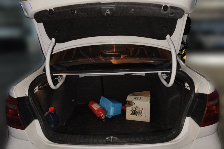 Used Volkswagen Bora 2015 Zhuihui Edition 1.6L Manual Comfort Model
