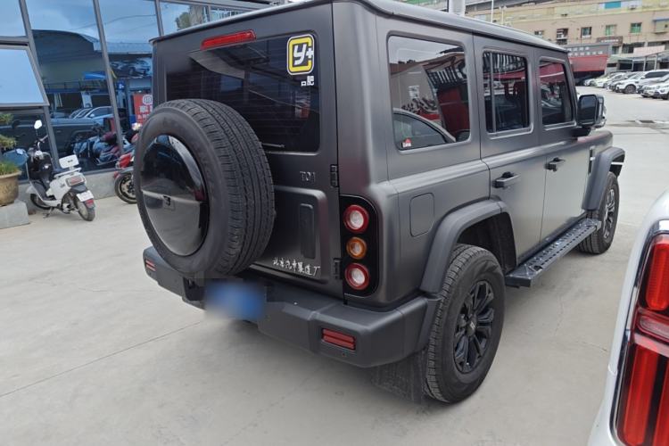 Used 212 T01 2024 2.0T Mechanic