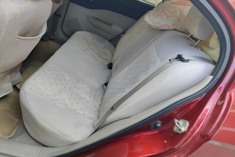 Used Bestune B50 2012 1.6L manual sunroof version Left Rear Seat