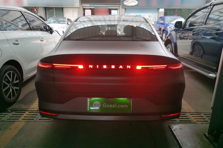 Used Nissan N6 2026 Model 180 Max Rear