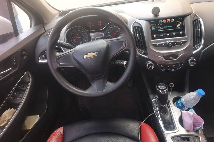 Used Chevrolet Cruze 2017 1.5L Automatic Pioneer Sunroof Edition