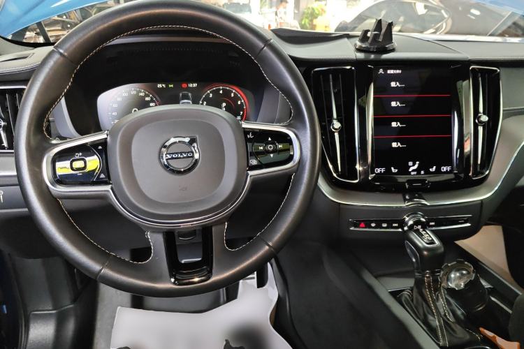 Used Volvo XC60 2021 T5 4x4 Smart & Advanced Sport Edition