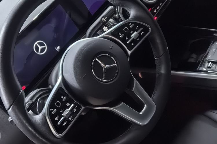 Used Mercedes-Benz GLB 2020 GLB 200 Dynamic Edition Steering Wheel