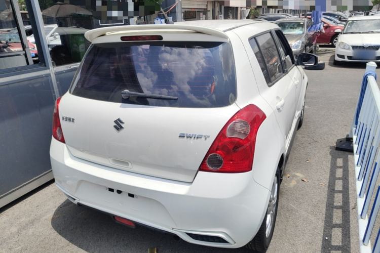 Used Suzuki Swift 2014 1.5L Automatic Fashion Edition
