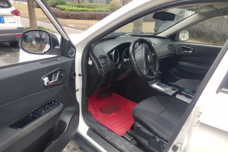 Used GAC Trumpchi GS5 2014 2.0L Automatic Two-Wheel Drive Deluxe Edition Driver Seat