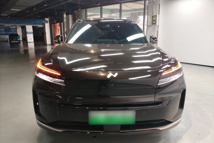 Used ONVO Luxeed L90 2025 Model—Ultra Seven-Seater Version
