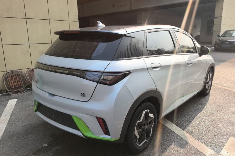 Used BYD Dolphin 2021 405 km Fashion Edition
