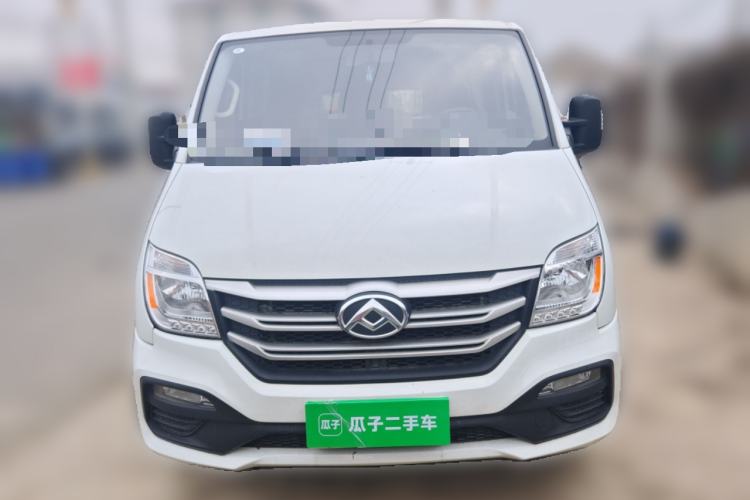 Used SAIC MAXUS Xintu V80 2024 Aotong Value Edition 6AMT Short Wheelbase Ultra-Low Roof 127 Ps 5/6 Seats