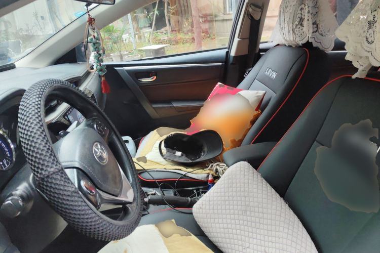 Used Toyota Levin 2016 Dual-Engine 1.8H GS E-CVT Elite Model with Sunroof
