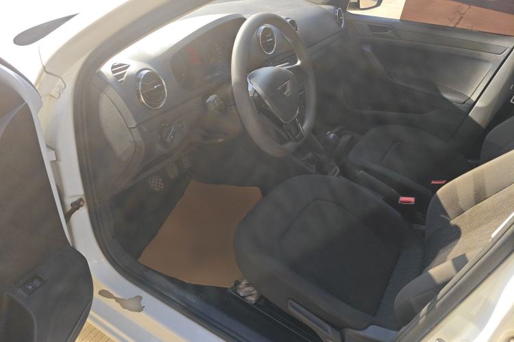 Used Jetta VA3 2019 1.5L Manual Entry-Level Version
