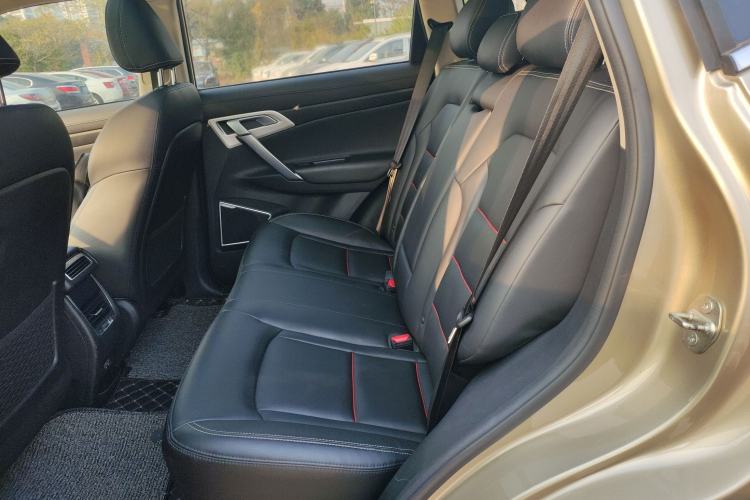 Used Geely Auto Emgrand X7 Sport 2018 1.8TD Automatic Two-Wheel Drive Smart Connect 4G Internet Edition
