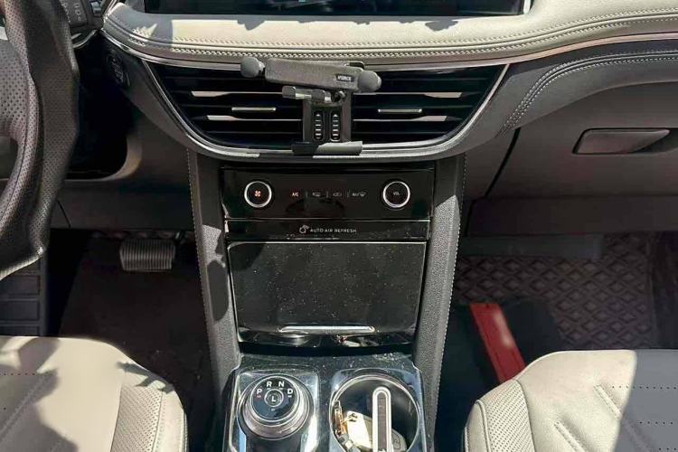 Used Ford Escape 2020 EcoBoost 245 Four-Wheel Drive Titanium Edition
