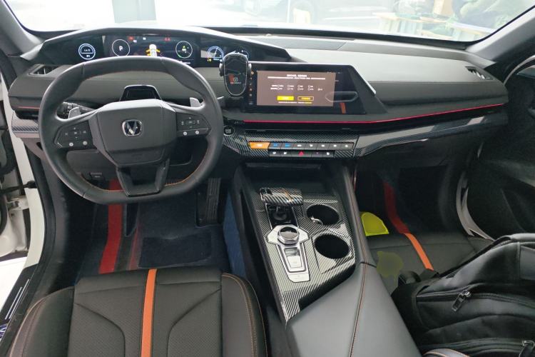 Used CHANGAN UNI-V 2024 1.5T Prestige Edition
