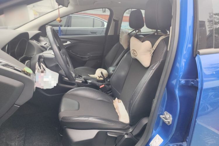 Used Ford Focus 2012 Hatchback 1.6L Automatic Fashion Edition
