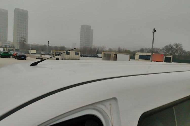 Used Wuling Yangguang 2024 300KM Comfort Version Passenger Van 75kW