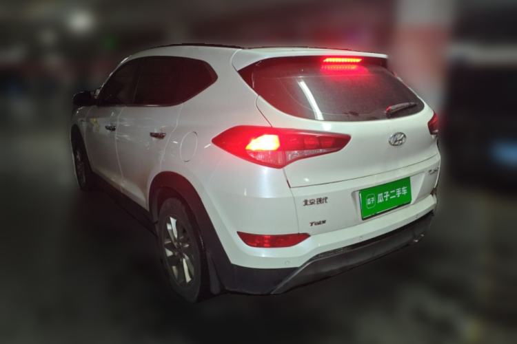 Used Hyundai Tucson 2015 1.6T Dual-Clutch Two-Wheel-Drive Smart Model Rear Left 45 Deg
