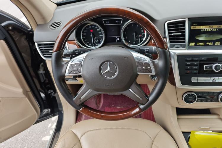 Used Mercedes-Benz M-Class 2012 ML 350 Luxury Edition