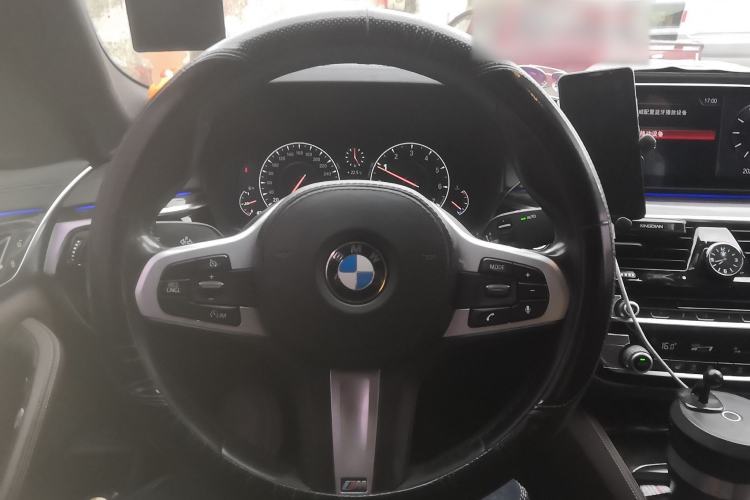 Used BMW 5 Series 2019 525Li M Sport Package Steering Wheel