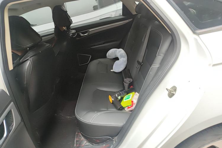 Used Geely Auto Emgrand GL 2018 1.8L DCT Elite Smart Connectivity Version Left Rear Seat