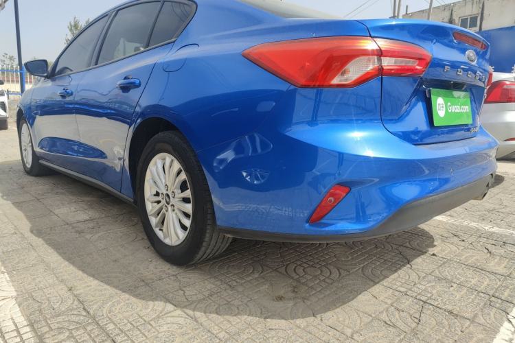 Used Ford Focus 2019 Sedan EcoBoost 180 Automatic Trend Edition Rear Left 45 Deg