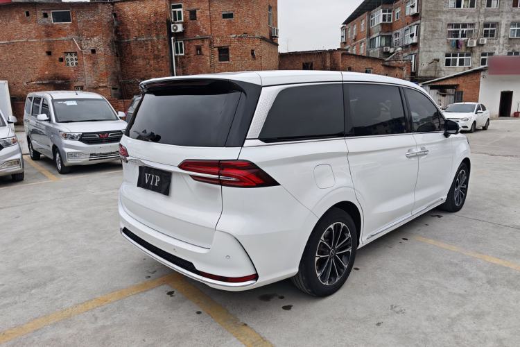 Used Roewe iMAX8 2021 400TGI Supreme Series Prestige Edition
