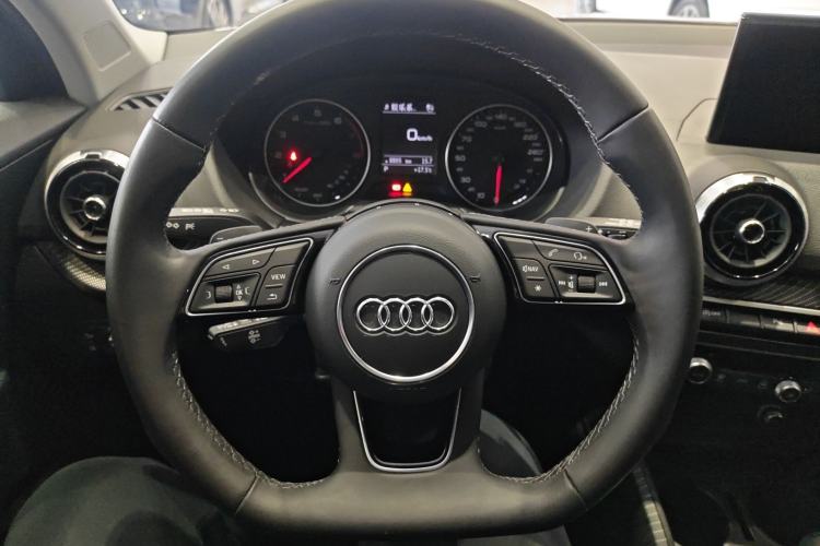 Used Audi Q2L 2024 35TFSI Fashionable and Dynamic Edition