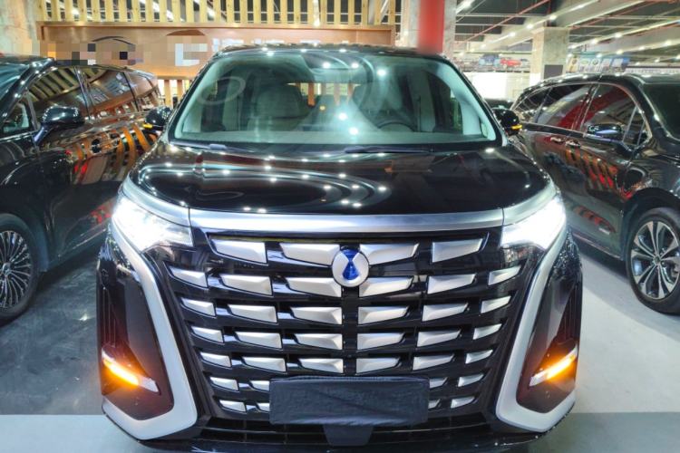 Used Denza D9 2024 DM-i 980 Four-Wheel Drive Prestige Model
