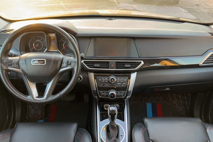 Used Zotye Domy X5 2017 Upgraded Model 1.5T CVT ZhiXian Edition
