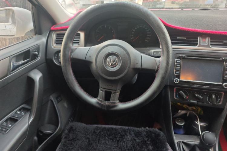 Used Volkswagen Santana 2013 1.6L Manual Comfort Edition Steering Wheel