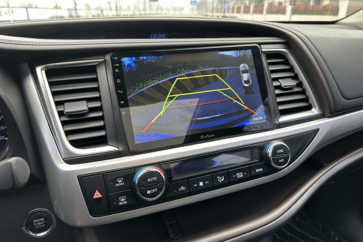 Used Toyota Highlander 2018 2.0T Four-Wheel Drive Luxury Version 7 Seats China VI Standard
