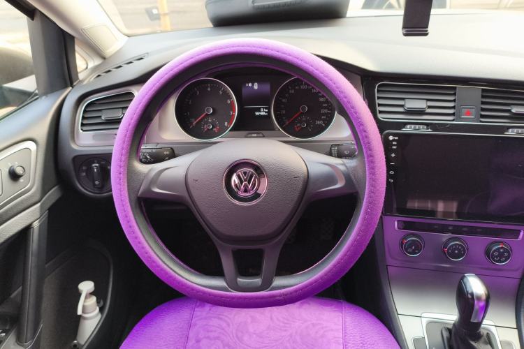 Used Volkswagen Golf 2015 1.6L Automatic Fashion Model