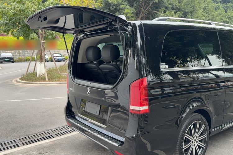 Used Mercedes-Benz V-Class 2021 V 260 L Long-wheelbase Luxury Edition