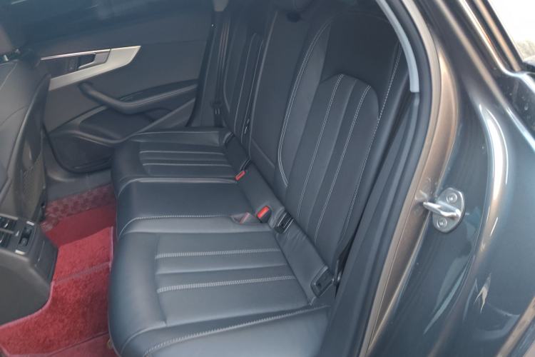 Used Audi A4L 2022 40 TFSI Luxury Dynamic Model